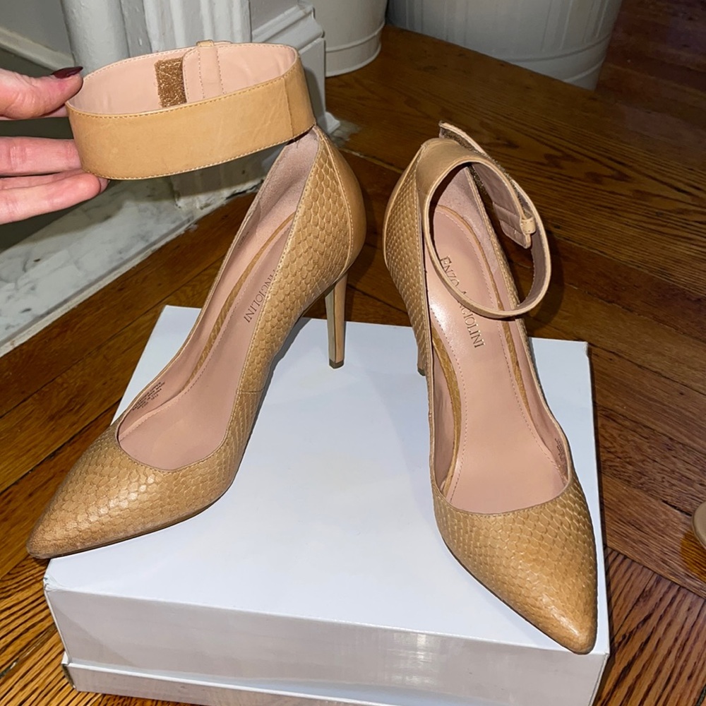 Enzo Angiolini pumps gently worn size 8.5 with Velcro ankle wraparound